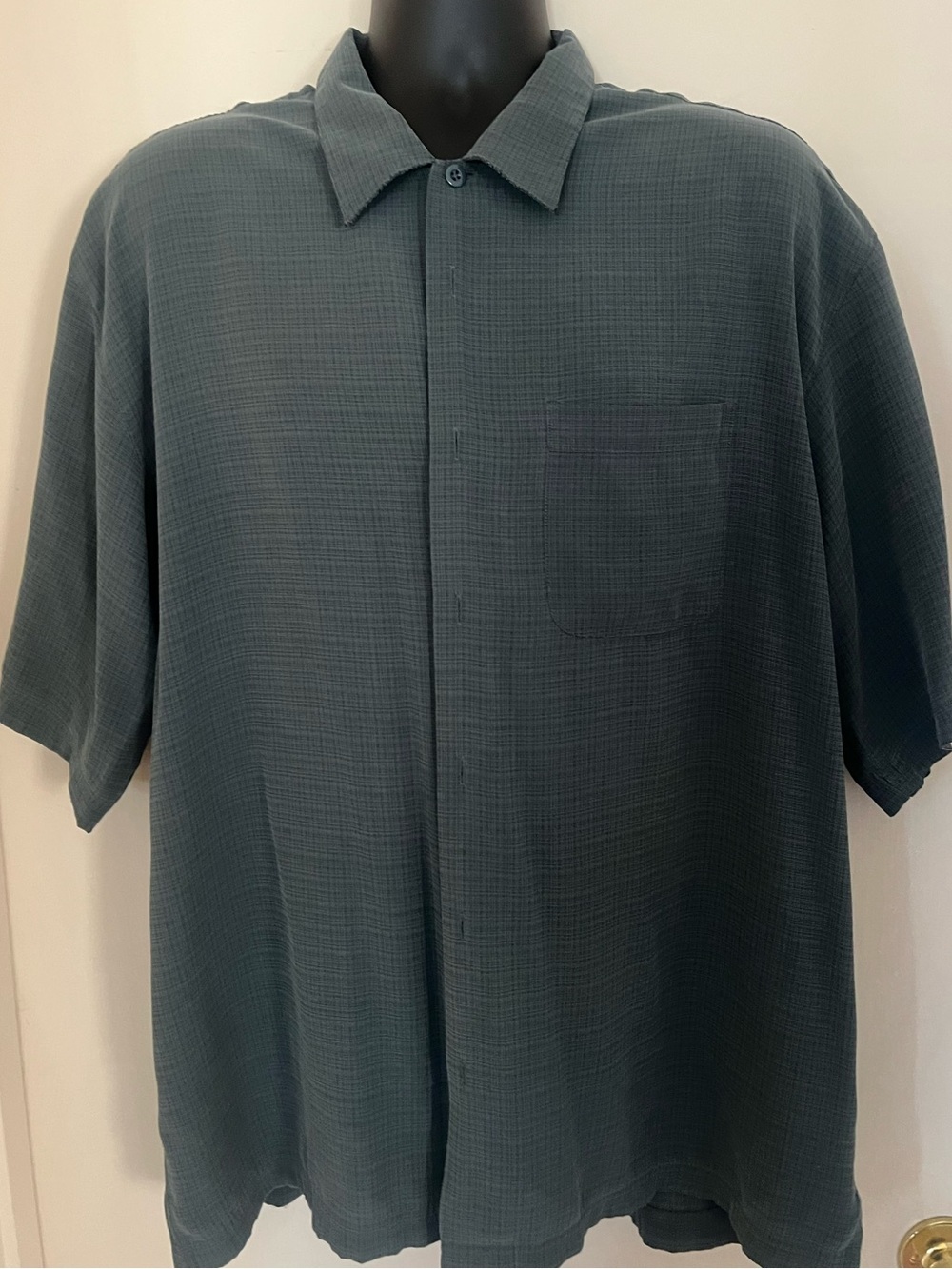 Haggar Short Sleeve Button-Up Shirt in Teal
